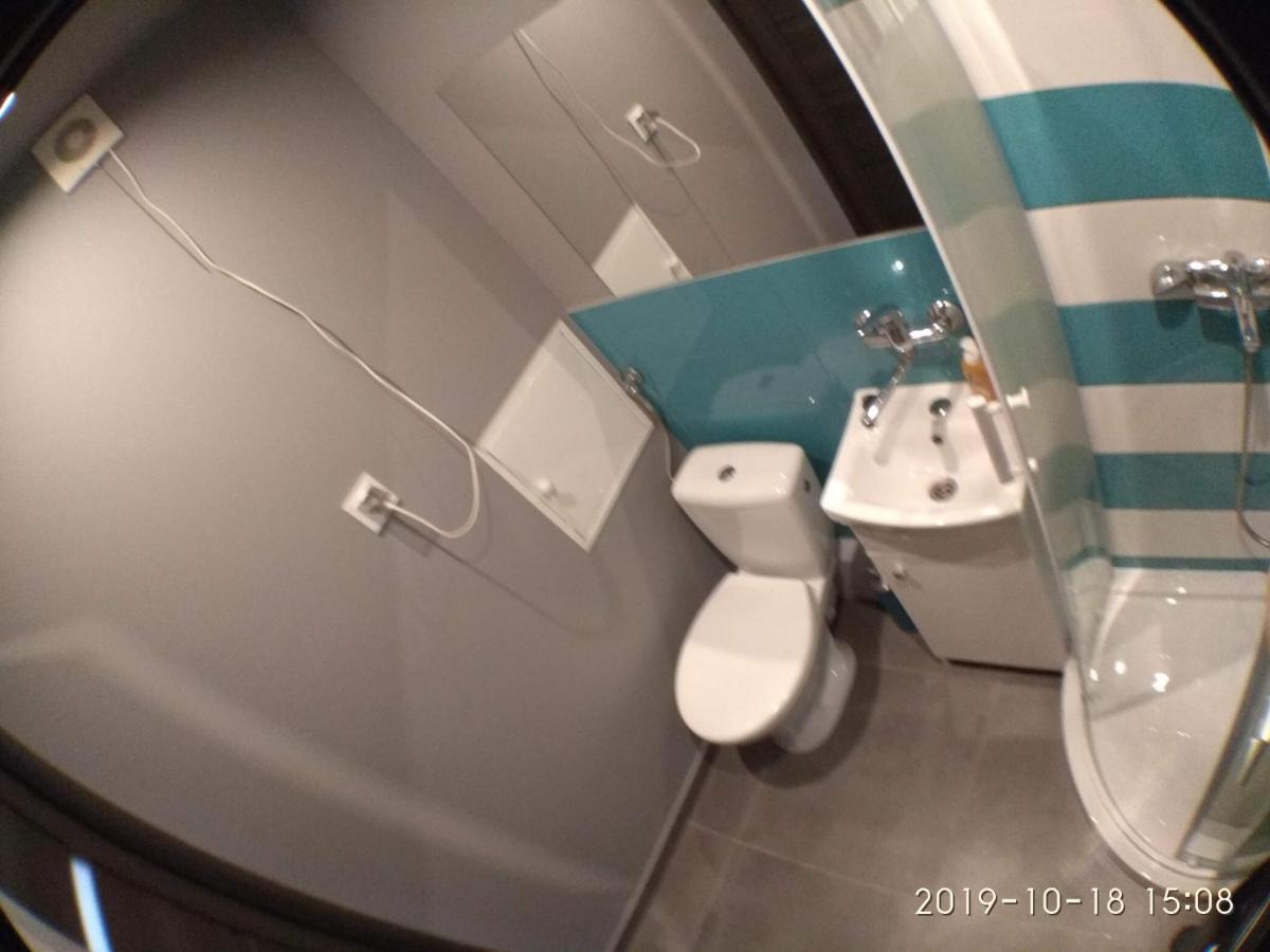 2120 Przyjazni 4 - Tanie Pokoje - Samodzielne Zameldowanie - Self Check In Posen Exterior foto