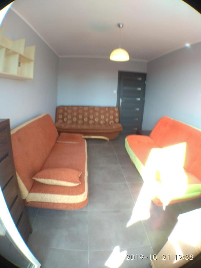 2120 Przyjazni 4 - Tanie Pokoje - Samodzielne Zameldowanie - Self Check In Posen Exterior foto